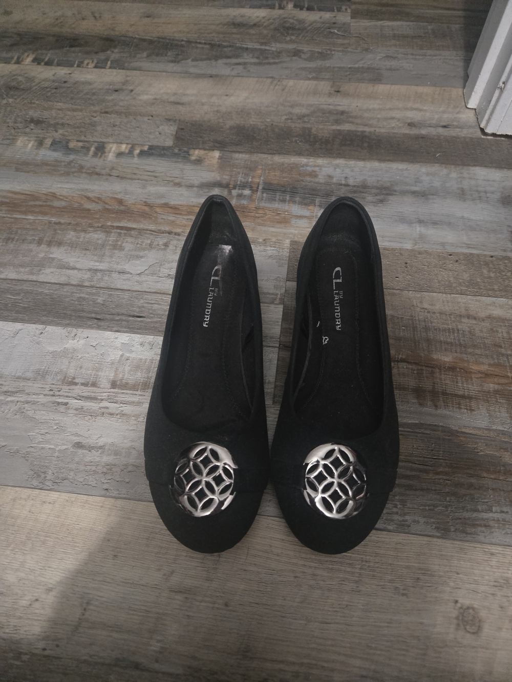 CL by Laundry Black Ballet Flats with Silver Medallion